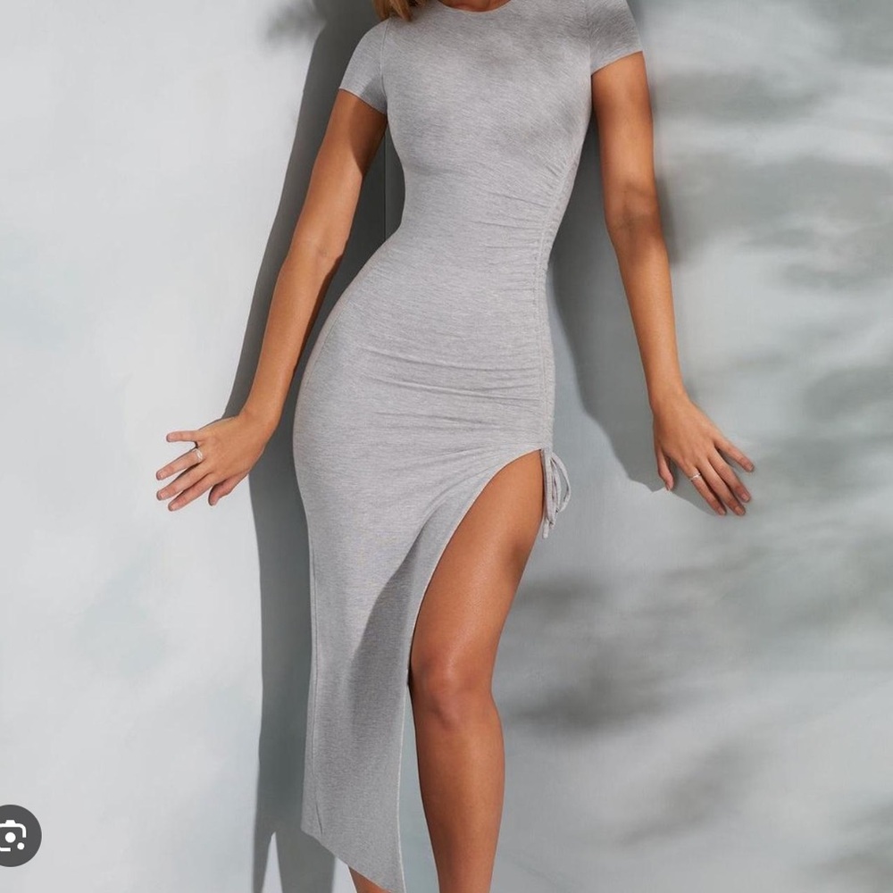 Oh Polly Drawstring Asymmetrical Short Sleeve Maxi in Marled Gray - Picture 4 of 6